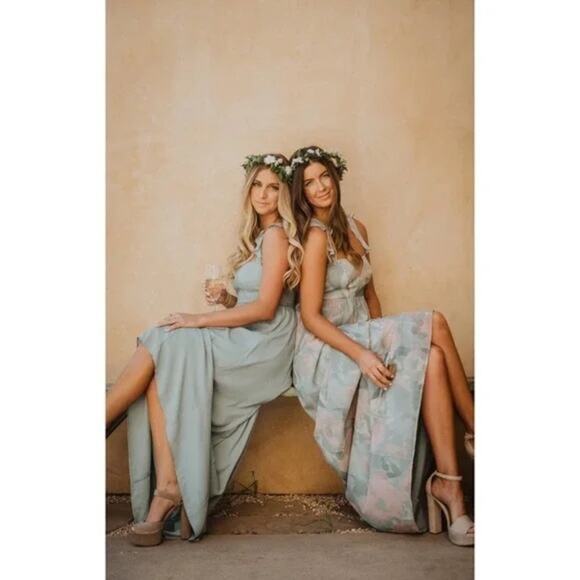 NWT Show Me Your Mumu June Maxi Dress in Silver‎ Sage Crisp Size XS - Picture 1 of 9
